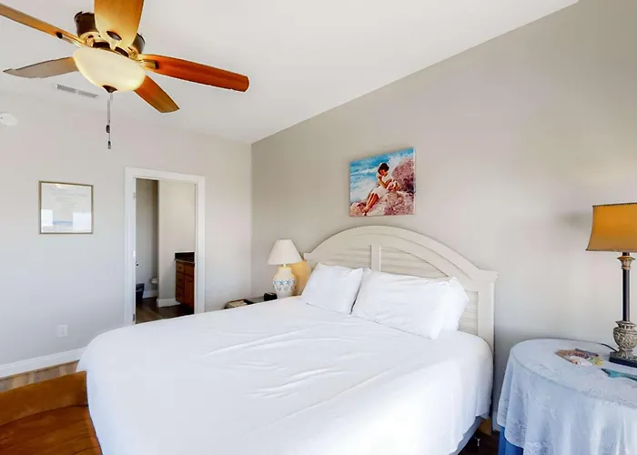 Steps From The Gulf-front W Balconies Gulf Views Ac & Wifi * Gulf Shores
