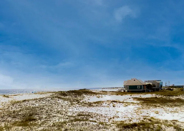 Holiday home Steps From The Gulf-front W Balconies Gulf Views Ac & Wifi Gulf Shores